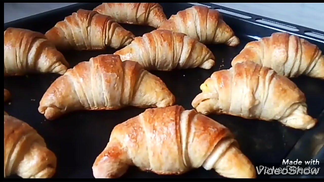 سر كرواصا بعجينة بريوش و الخميرة البلدية راءع بكمية وفيرة مع سر توريقه .