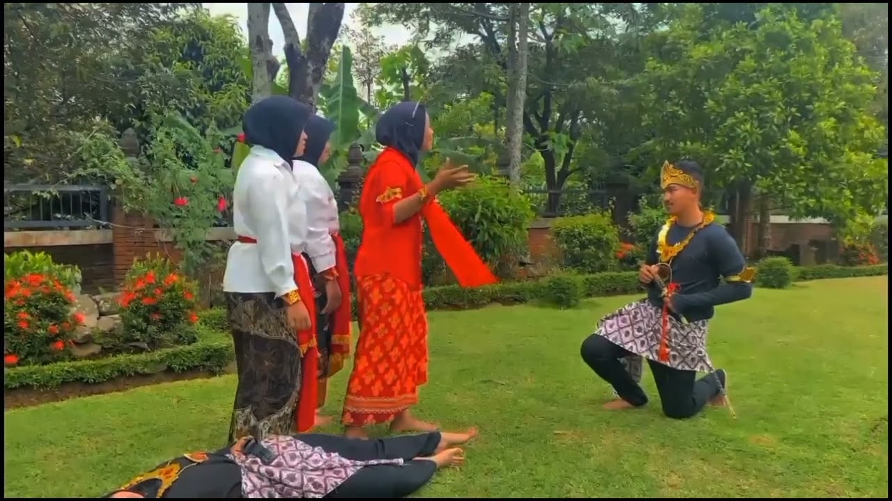 Tugas Drama Bahasa Jawa - Candi Sewu - XII 4 - Kelompok 4
