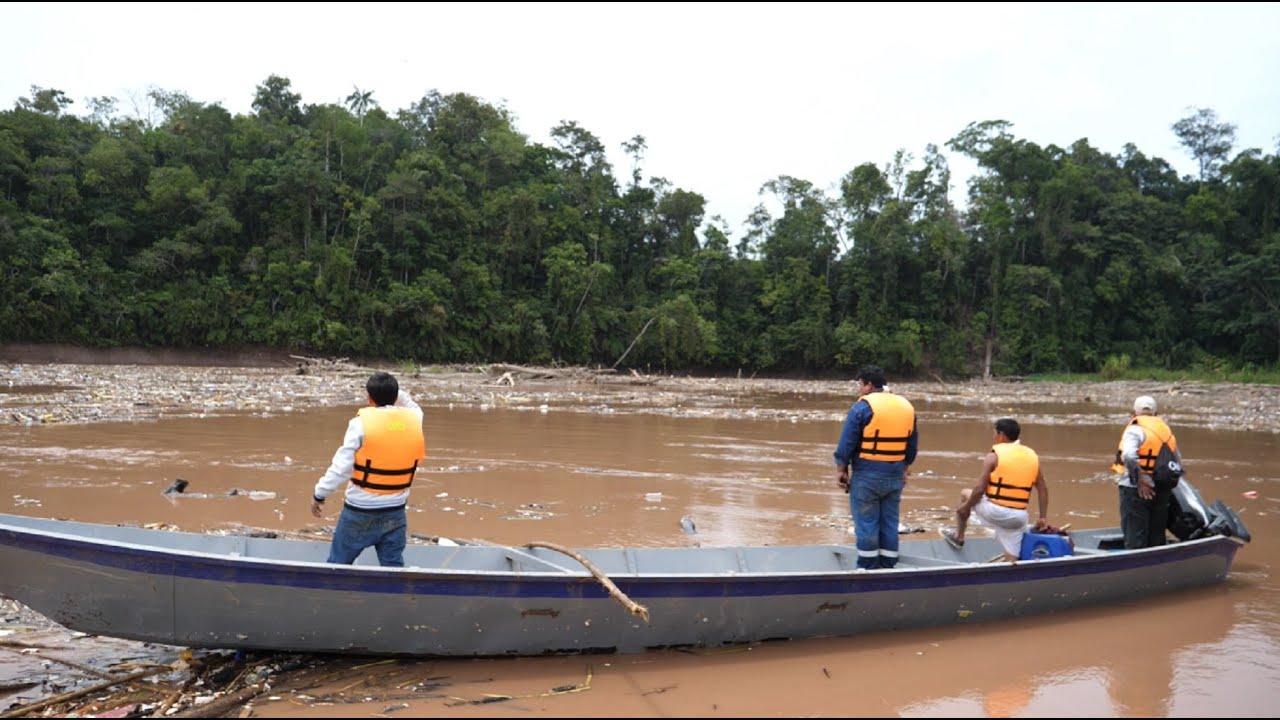 BUSCAR UN AHOGADO EN EL RIO HUALLAGA ES BIEN COMPLICADO