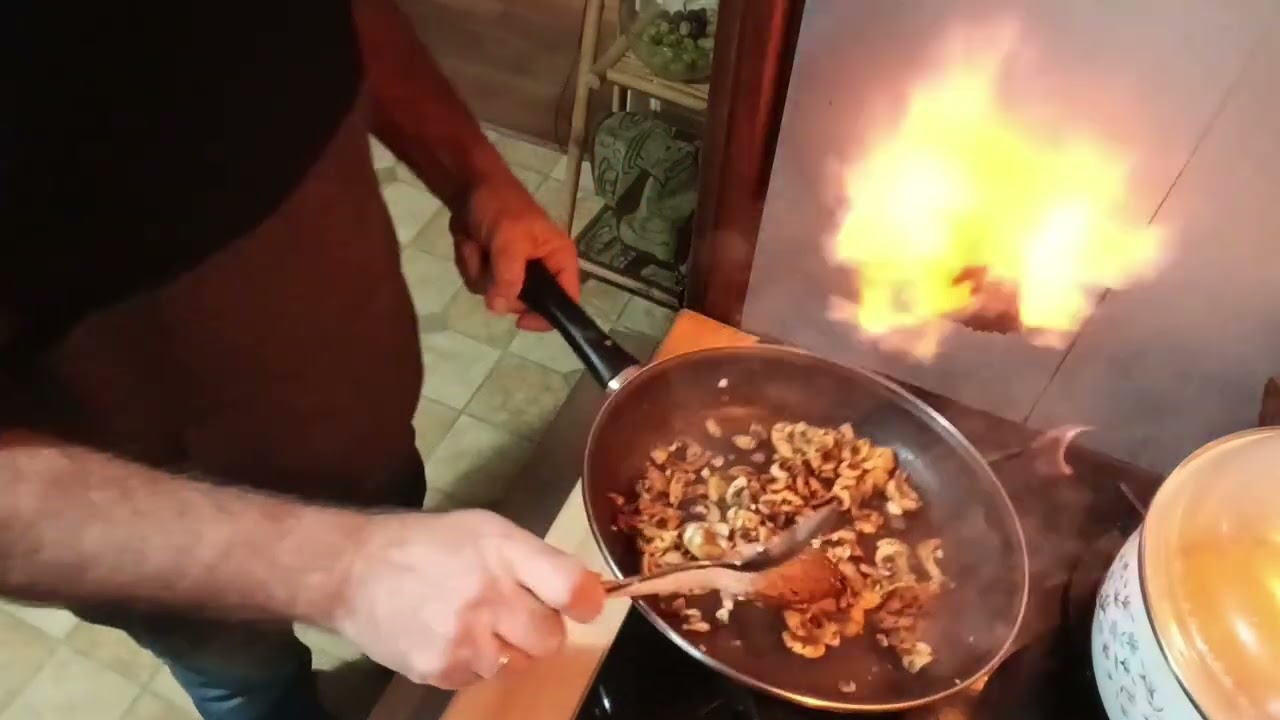 #sauce  aux champignons d'Eric #facile #cuisine #rapide idéal pour les fêtes de fin d'année