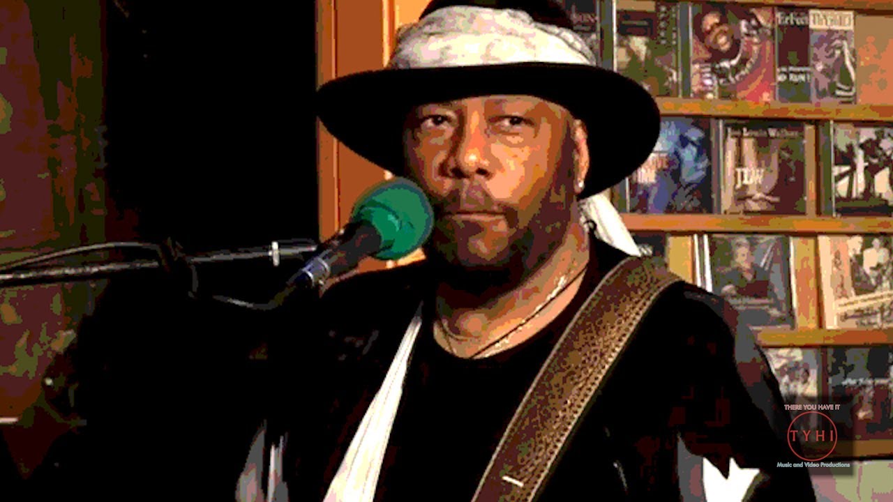 👀Al Smith performs Barry White🎶