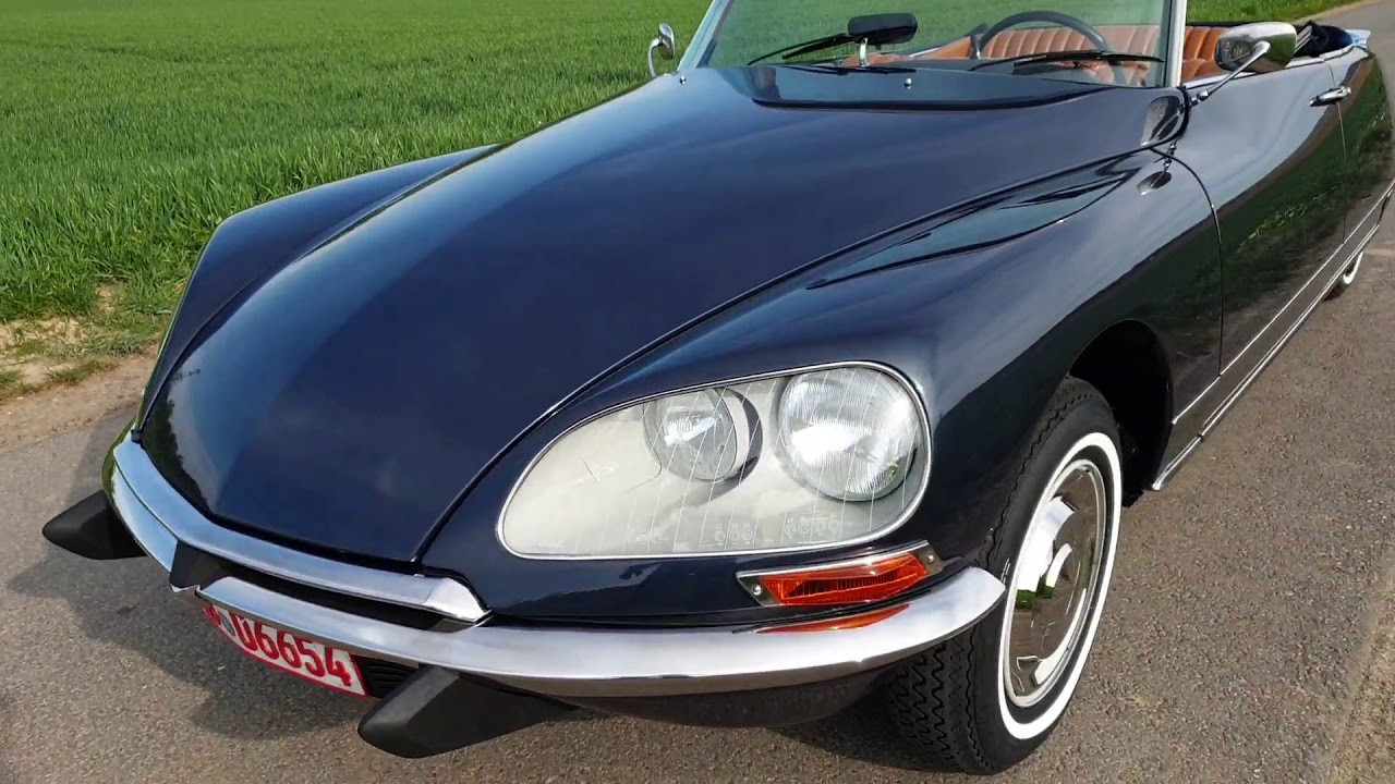 DS 21, Model 1969, Royal bleu - sold (but we can build one for you.)