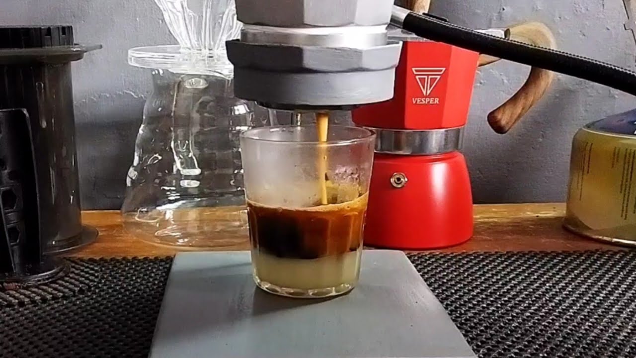 Membuat Café Bombon Dengan Mokapot