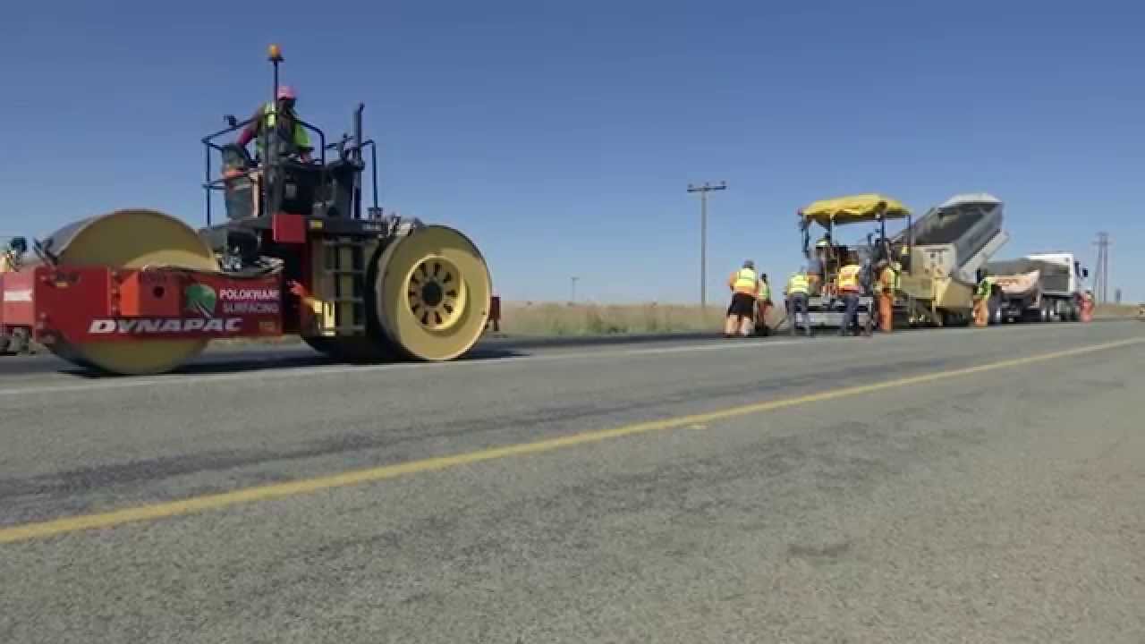 SANRAL builds a 4-lane highway on the N1 near Kroonstad