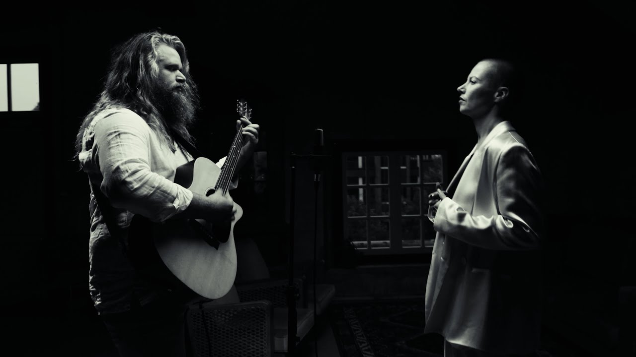 Lion & the Rose - Blues of the Madman (Live Music Video)