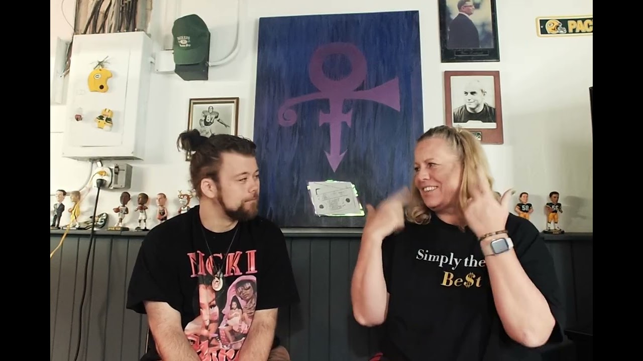 MOM AND I REVIEW 21 SAVAGE'S 'WHAT HAPPENED TO THE STREETS?'