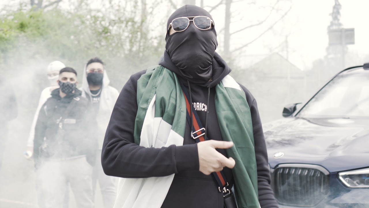 Young Paki | Adz [prod. by Mayan]