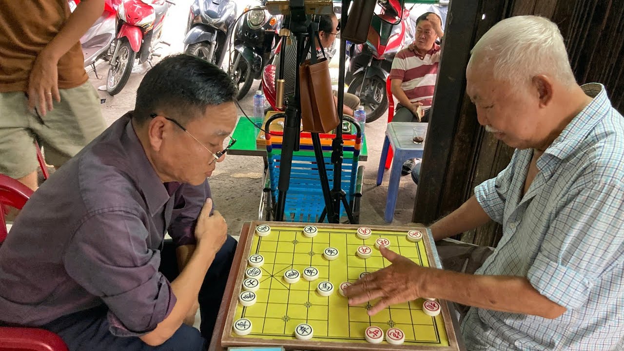 CHÚ VIỆT TUYÊN BỐ PHÁ CHIÊU VƯỜN KHÔNG NHÀ TRỐNG CỦA CAO THỦ CẨM (HUẾ)VÀ CÁI KẾT... QUÁ GAY CẤN