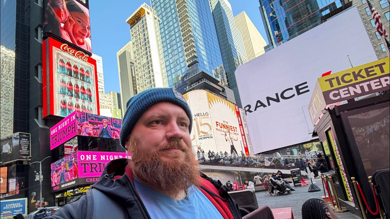 Психи в New-York City,чистый город, чистое метро, людей не много, нас обманывали все время&hellip;ч.1