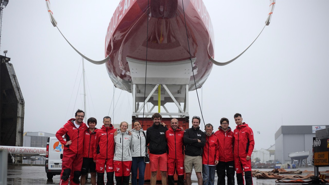 IMOCA60 - Damien Seguin - Mise à l'eau