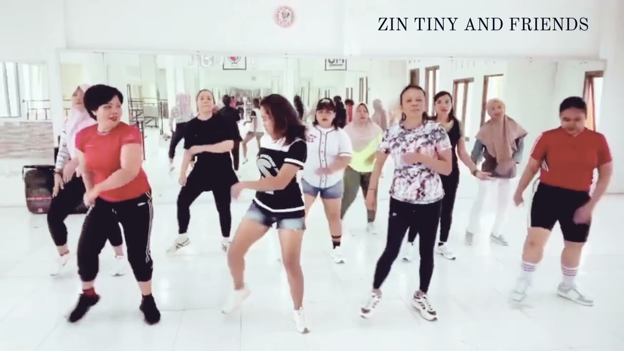 Ngapain Repot Remix#zumba Kupang #zumba NTT#zumba  Pitoby