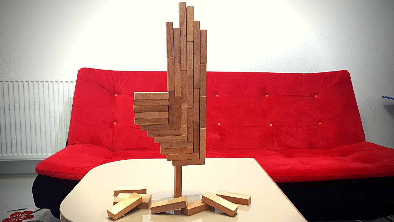 Jenga, muhteşem zorluklar içinde denge oyunu ile kule yapımı