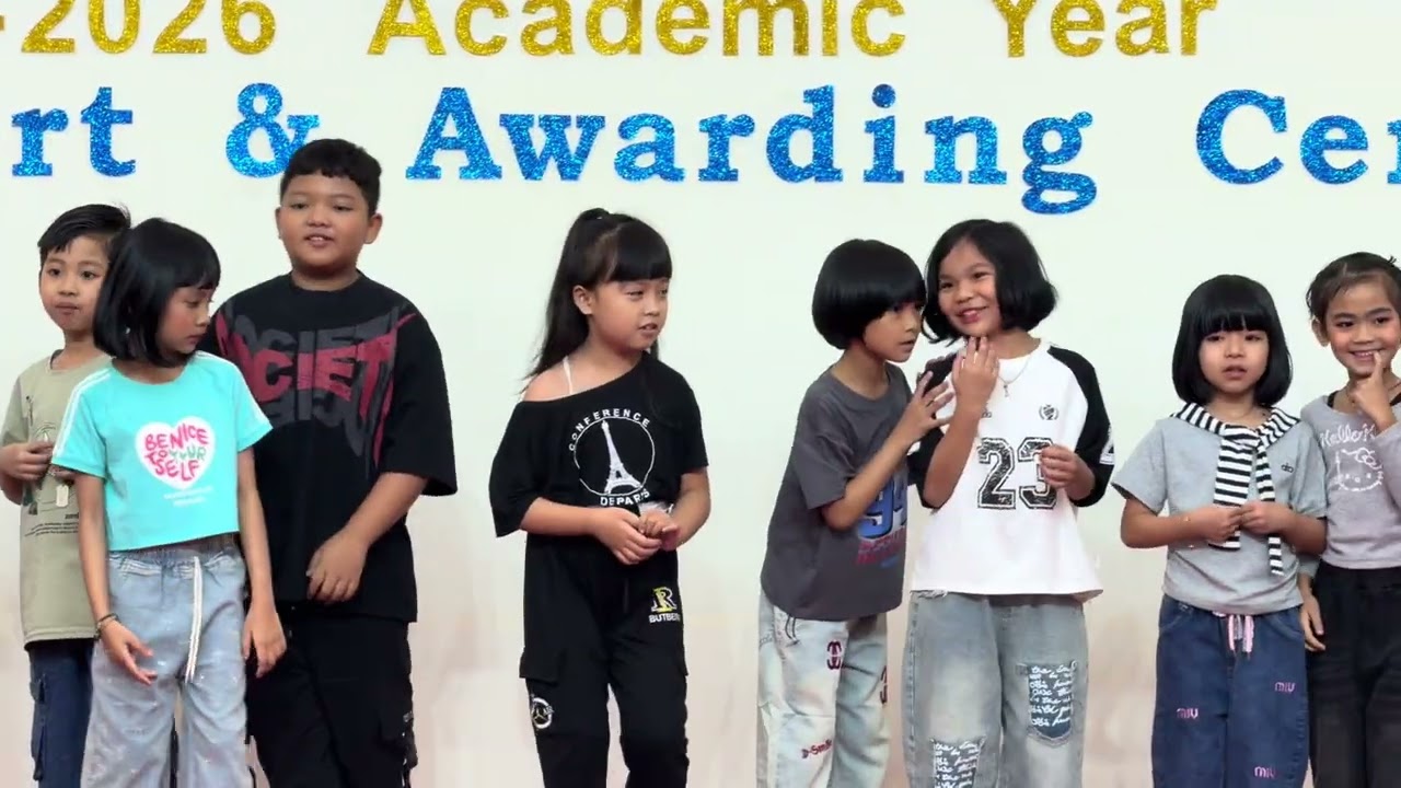 သမီးငယ် Fullmon ကျောင်းဆင်းပွဲ 👨‍🎓