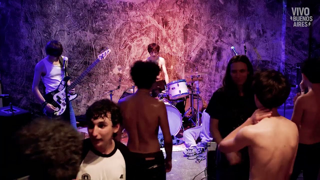 Earl Grey 'Telcqd (I Don't Know)' Vivo en CC Qi 2026.01.23