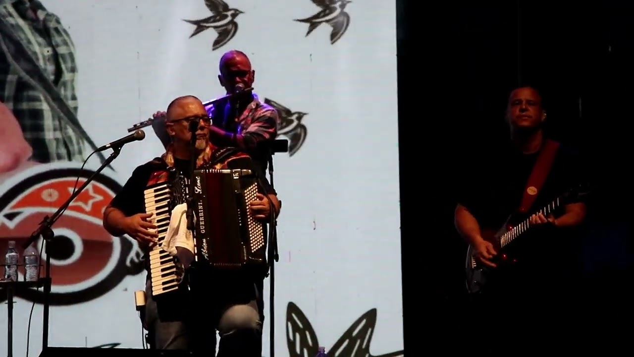 Show da banda FORRÓ BOM TODO