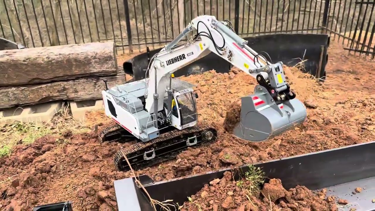 LESU LIEBHERR LR945 IN ACTION