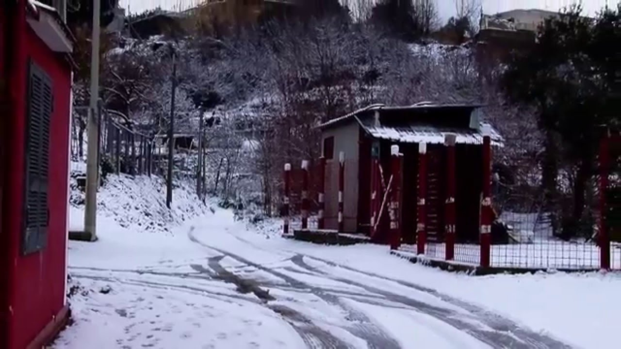 Neve Napoli - Snow in Naples (italy)