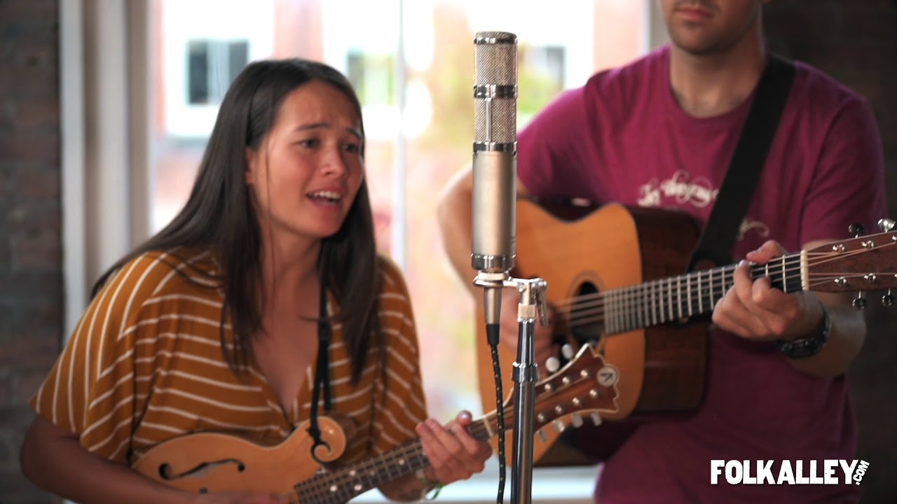 Folk Alley Sessions at FreshGrass: AJ Lee & Blue Summit - 