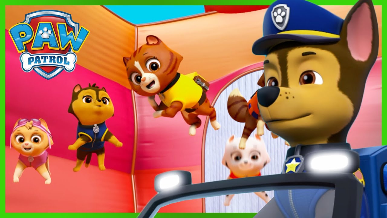¡Skye y Chase rescatan a los gatitos en el castillo inflable! - PAW Patrol Episodio Español