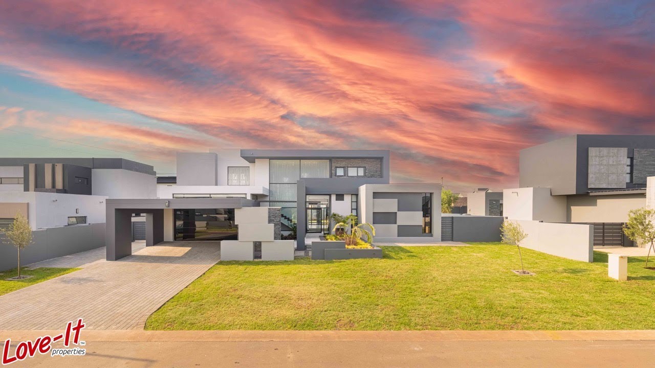 ENDLESS POSIBILITIES AWAITS TO CREATE YOUR DREAM HOME
