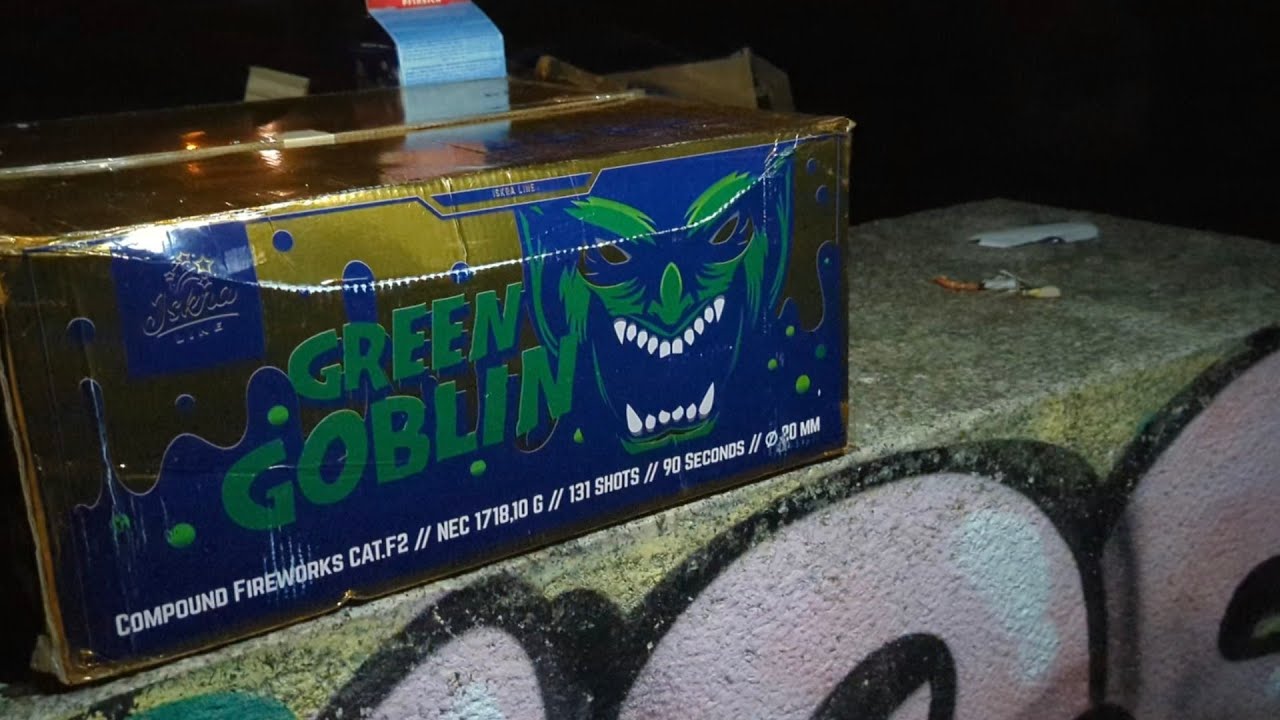 GREEN GOBLIN von FUNKE/ISKRA LINE SILVESTER BERLIN 2023/2024