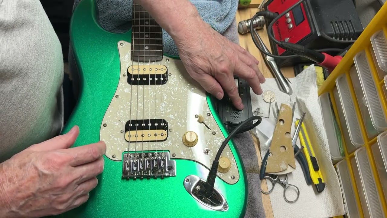 Leo Jaymz DIY Guitar! Part 4!