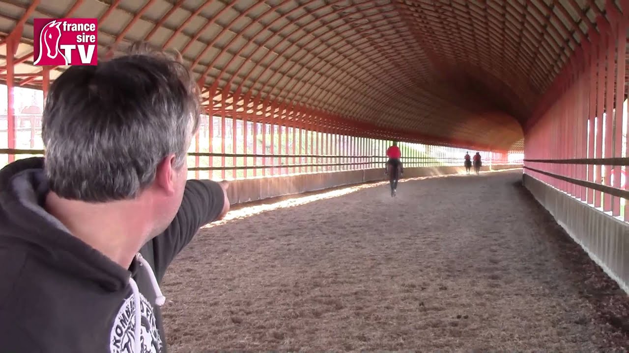 Insolite : une piste d'entrainement couverte sur 600 m - Japon