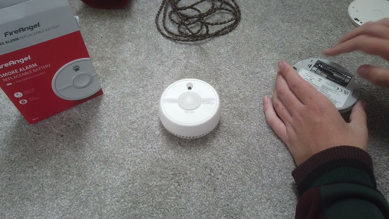 Unboxing & Testing this FireAngel SB1-R Smoke Alarm