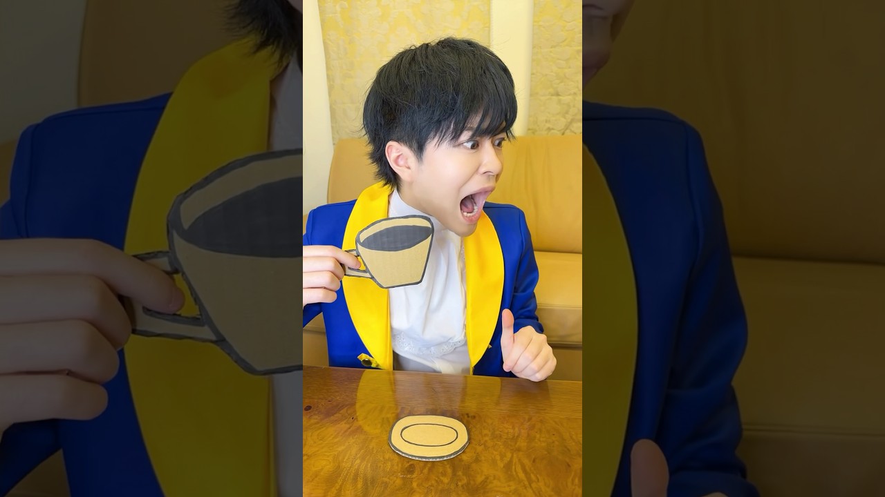 PUT A LOT OF SUGAR IN ONE&rsquo;S CARDBOARD COFFEE！#asmr