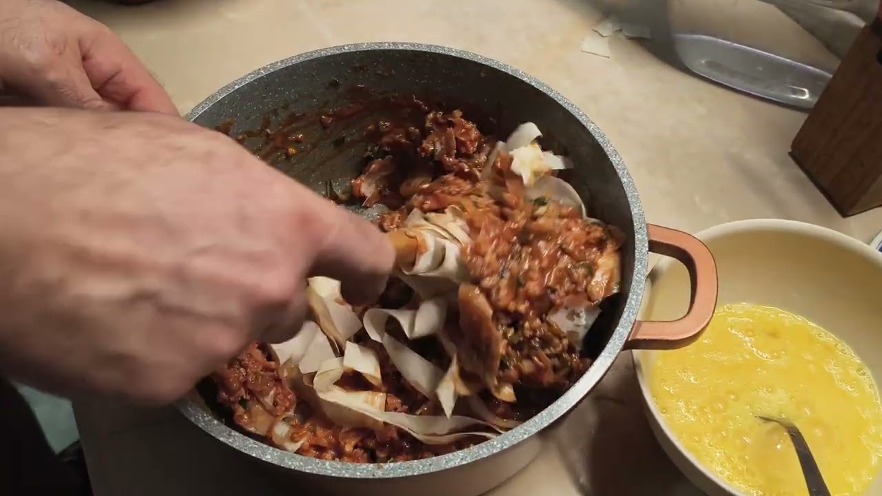 Plăcintă cu carne de porc rețetă