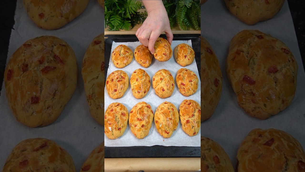 Через 10 минут. 1 стакан йогурта. Вы когда-нибудь готовили так раньше? Никаких дрожжей. Яйца. Мука.