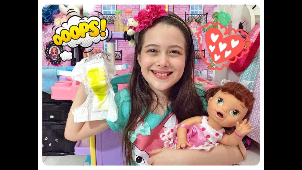 CUIDANDO DA BABY ALIVE JESSIE - Julia Silva