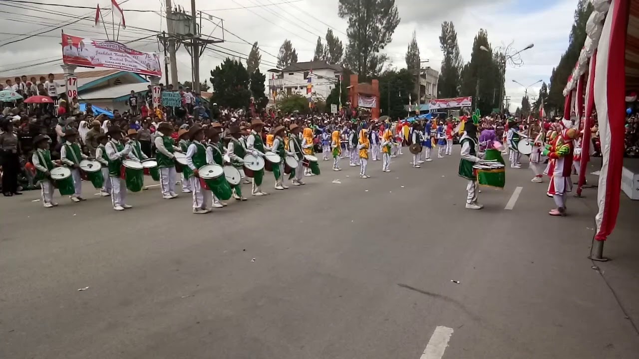 Display Drumband MI Al Washliyah Kabanjahe, 15 Agustus 2017.