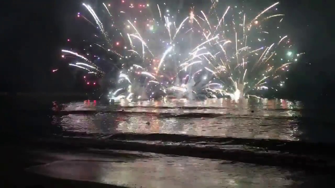 Fuochi d'artificio a Castiglione della Pescaia | toscana mare