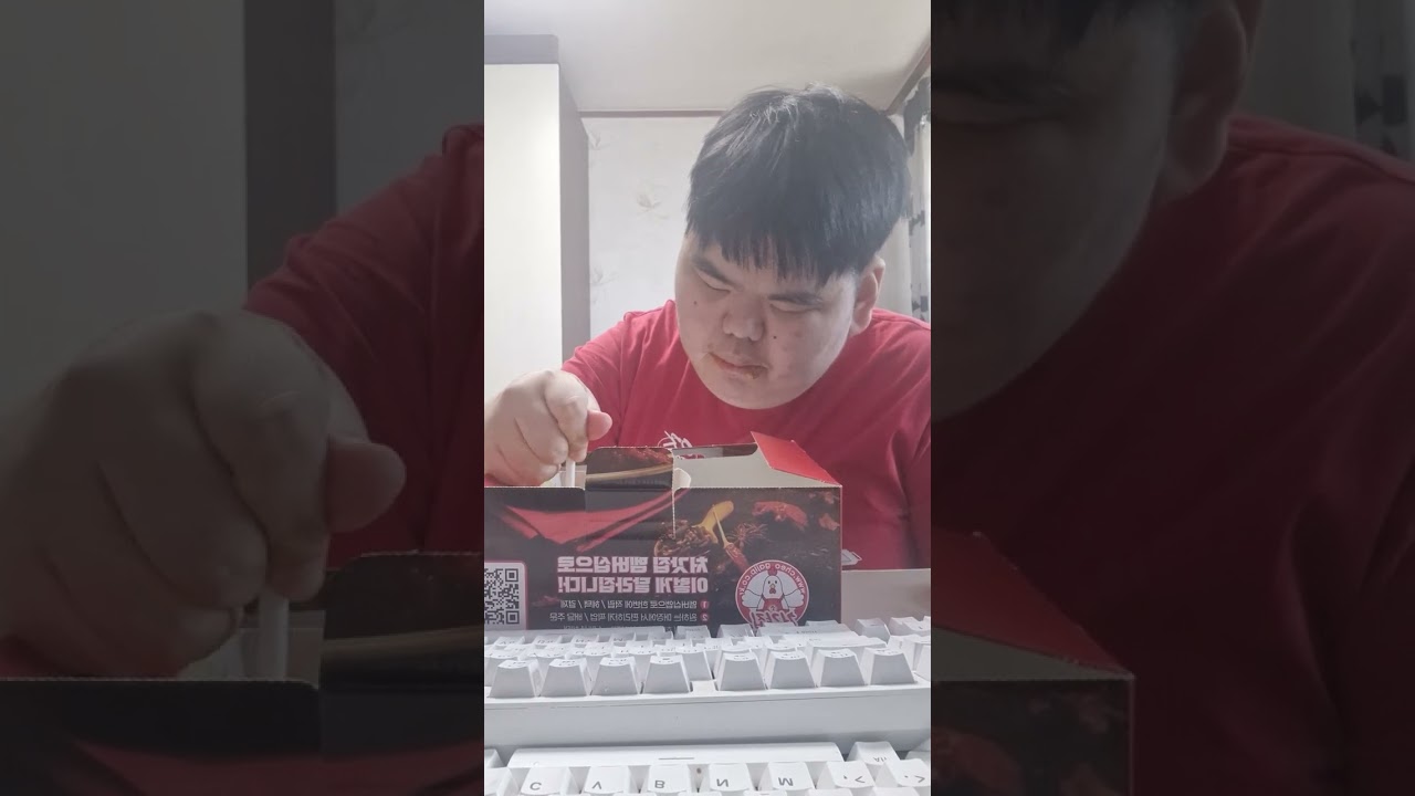 슈프림 치즈양념치킨 먹방 기가막히노