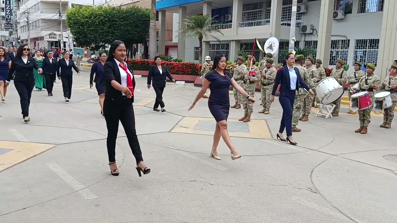 CONTADORES PÚBLICOS DE TUMBES EN SU DESFILE POR BODAS DE ORO INSTITUCIONALES, 01 FEBRERO 2026