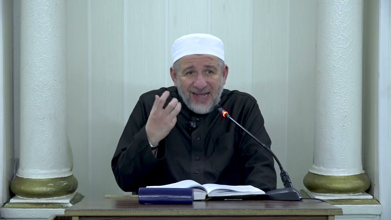 عقوبة المفتري في الدنيا قبل الآخرة