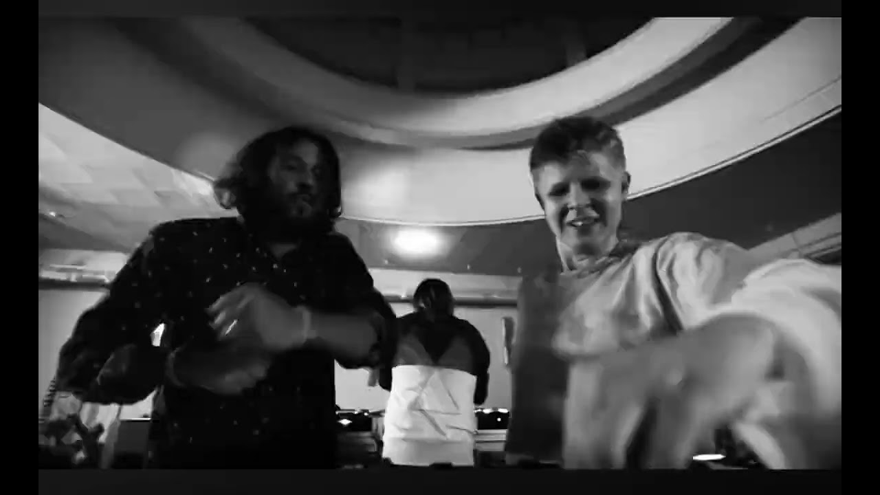 R&ouml;yksopp feat. Robyn - Monument (The Inevitable End Version) (2014)
