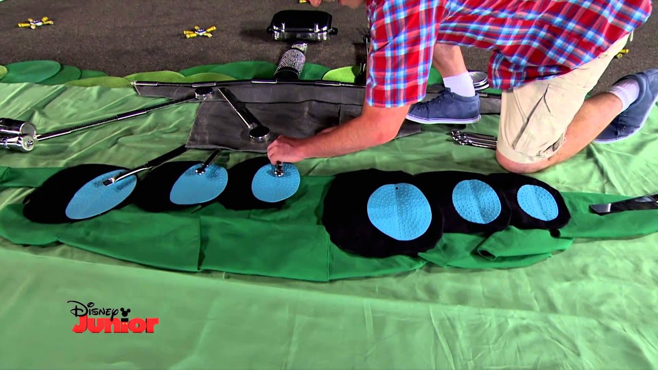 Art Attack - Big Art spécial dans la Lune - Disney Junior - VF