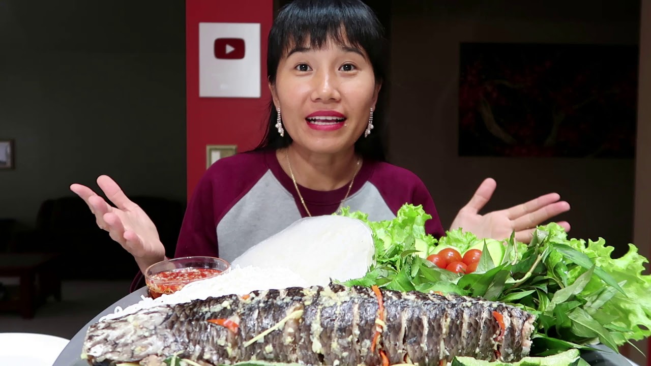 ĂN CÁ LÓC HẤP  BÍ NGÒI CUỘN BÚN BÁNH TRÁNG  NGON CHỊU SAO NỔI