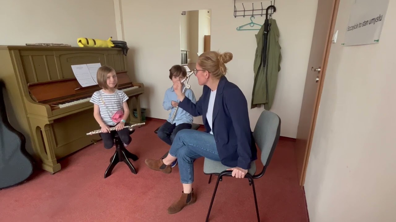 🎥 Odkryj swoją melodię: Zapisz się do klasy fletu!