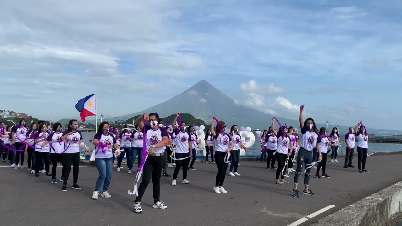 Bicolanas celebrating Women’s month