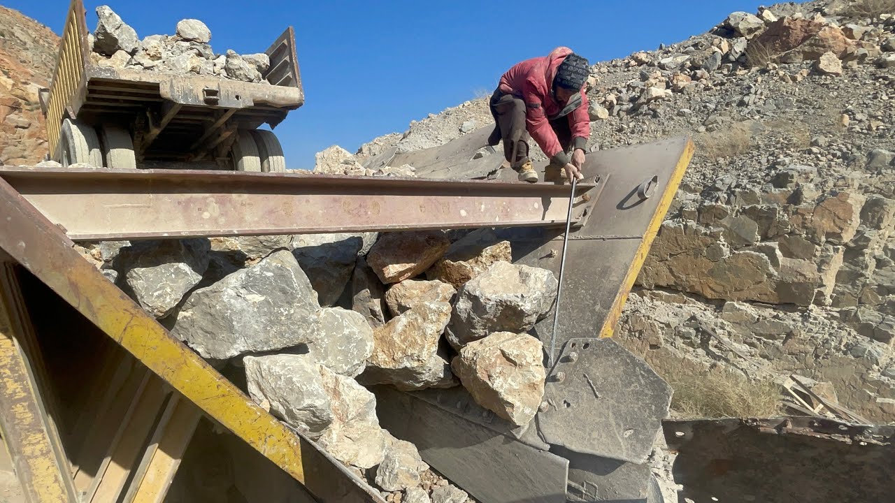 Wow  Full Video!!! Incredible Work By quarry Rock jaw crusher machine.#stonecrushingmachine 