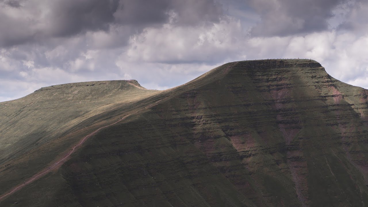 Hiking In The Brecon Beacons /// Pen Y Fan, Corn Du, Cribyn + Fan Y Big #14-17