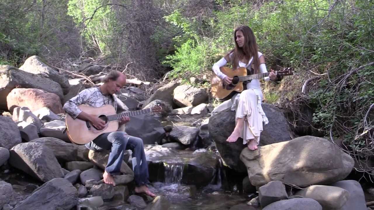 Madre Agua - Eostar and Mathias - song by Alonso Del Rio