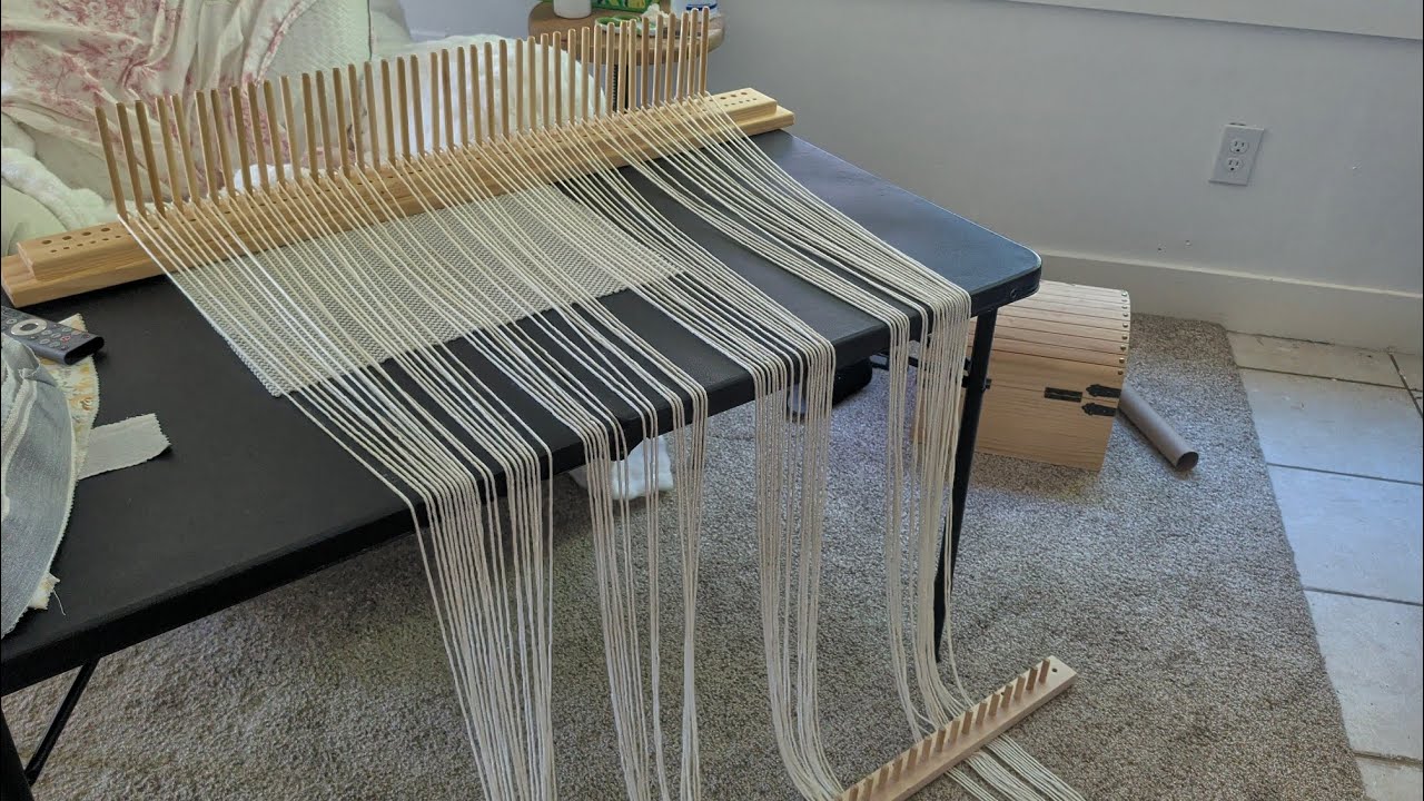 Полное руководство по плетению коврика на ткацком станке. #pegloom #weaving #rugs #howto