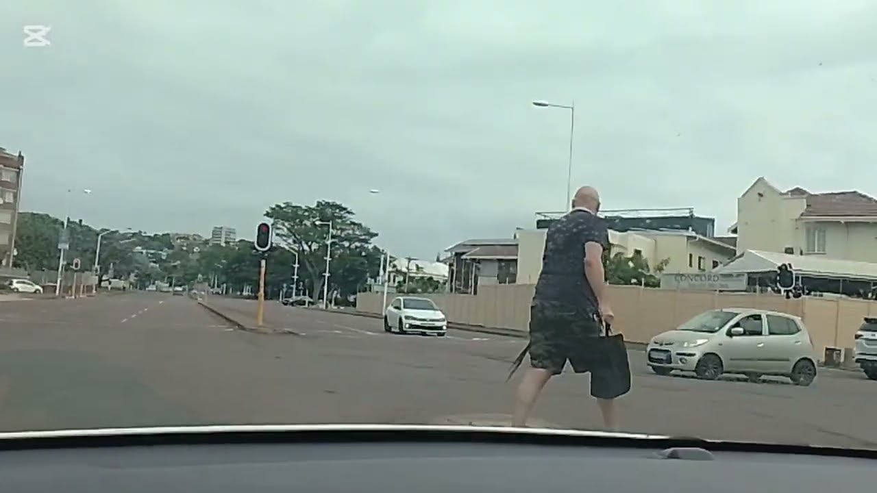 🇿🇦 driving around Durban city in Sunday morning ♥️✅ 
