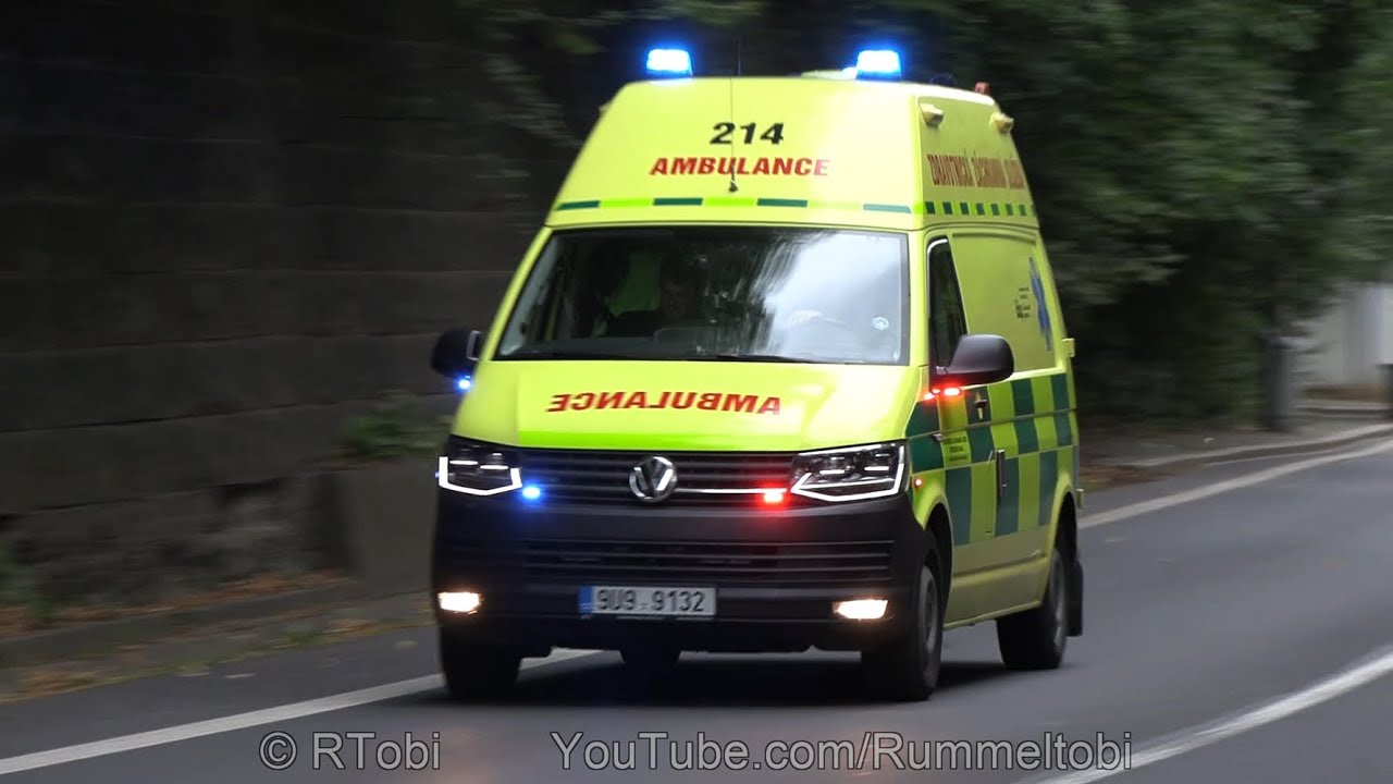 Decin EMS ambulance 214 responding & transporting | Děč&iacute;n ZZS &Uacute;steck&eacute;ho Kraje RZP 214 [CZ | 8.2022]