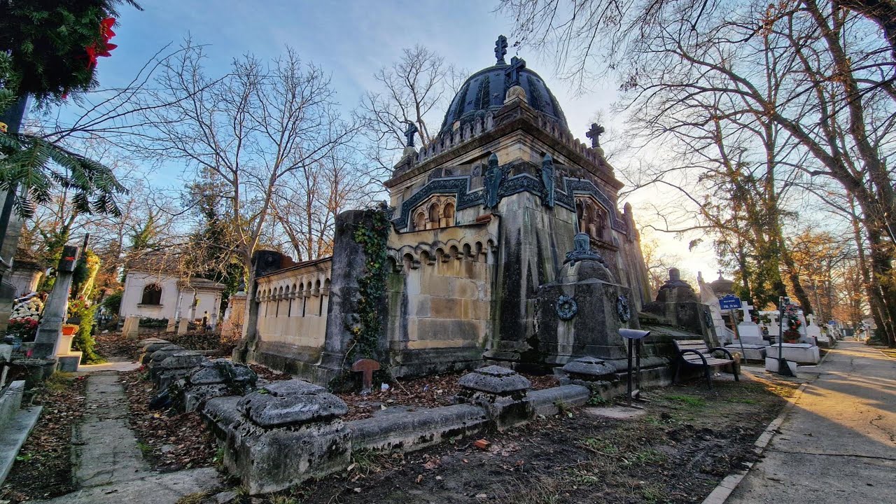 Mausoleul CANTACUZINO | Cimitirul BELLU | Țara cu Balauri