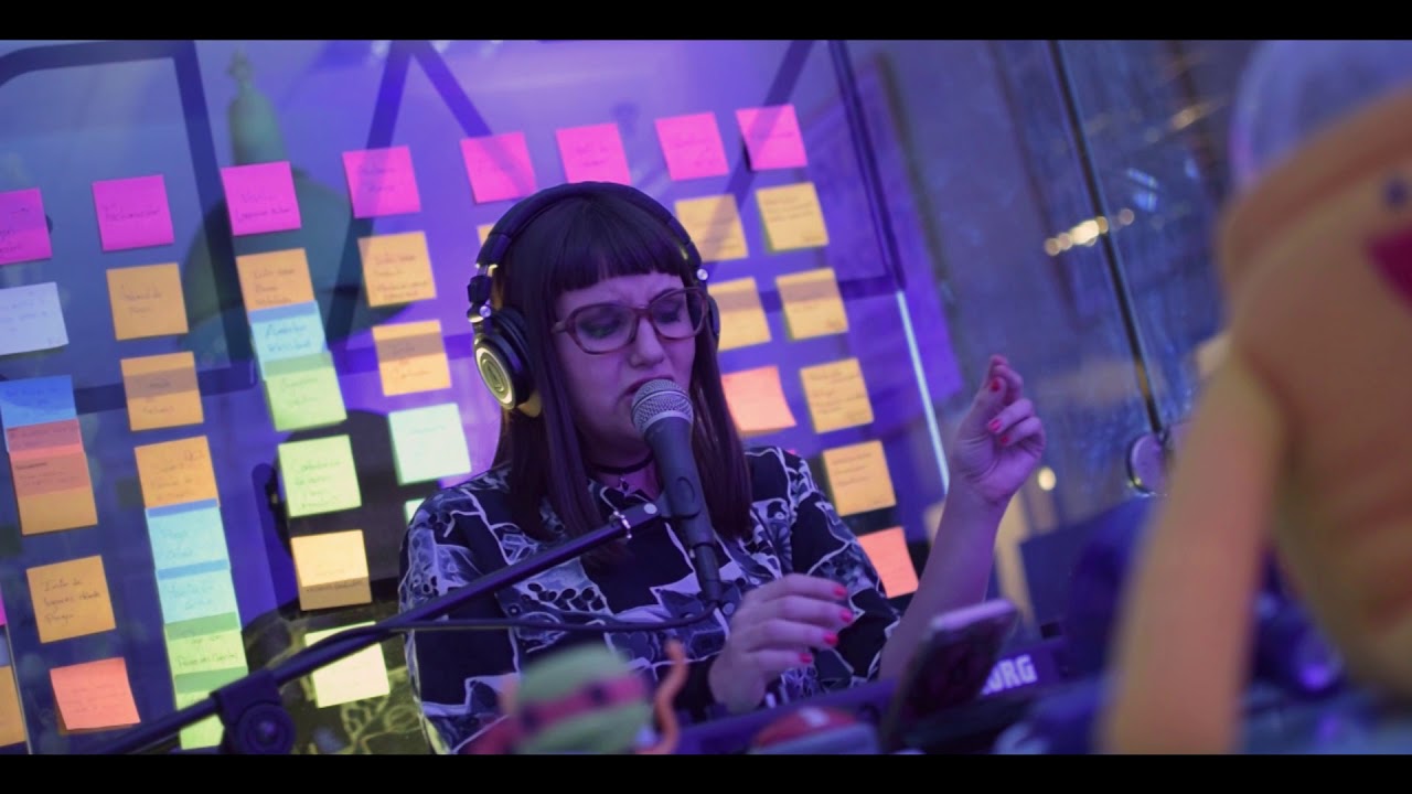 JCBA Sesiones #1 - AN ESPIL y FLOR PIAGGIO - Lovin' Me 4 Me